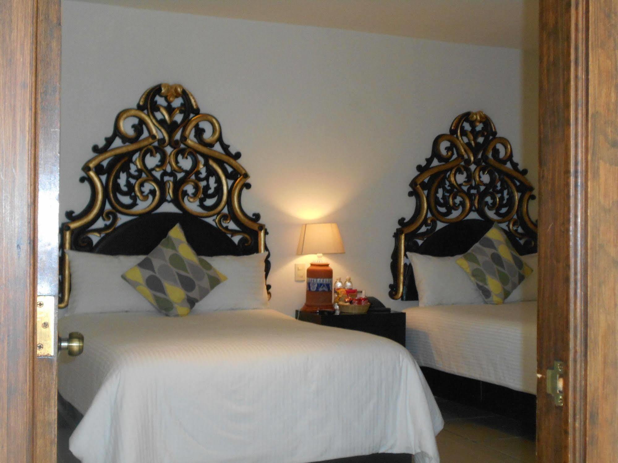 Hotel Expres By Hosting House موروليا المظهر الخارجي الصورة